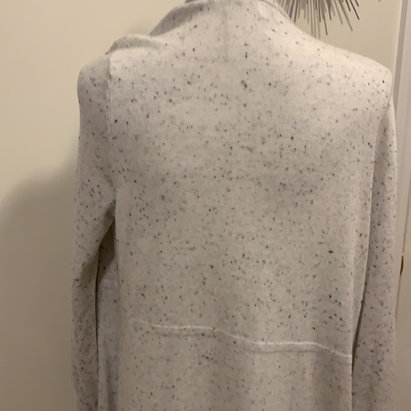 EUC Eleven Eleven Duster Cardigan with Pockets - Picture 8 of 11